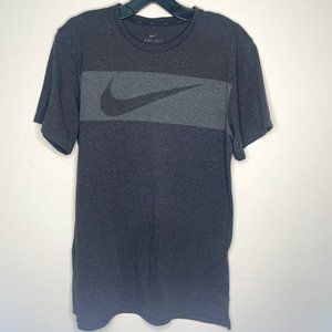 Nike dri-fit grey graphic logo t shirt mens small